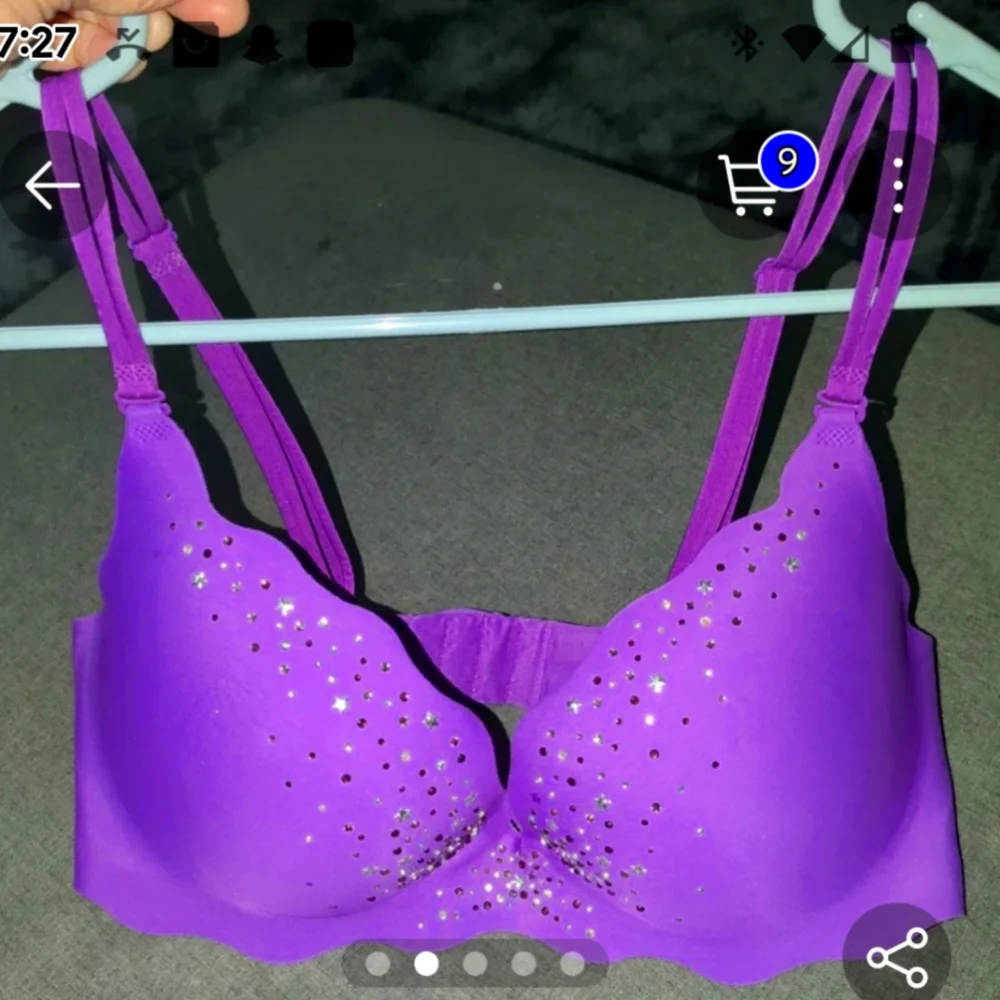 Victoria Secret Bra - Picture 2 of 5